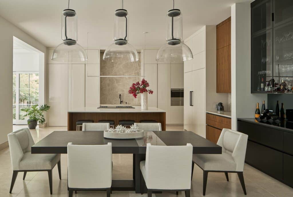 Syn dining room